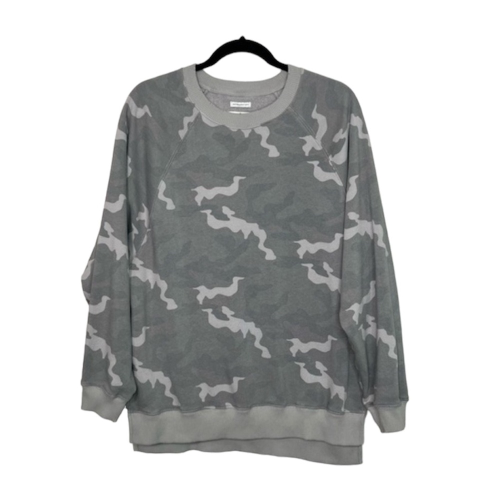 AMERICAN EAGLE Cozy Soft Oversized Distressed Camo Jegging Fit Sweatshirt